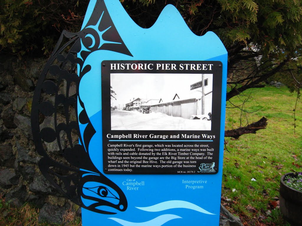 Historic pier street