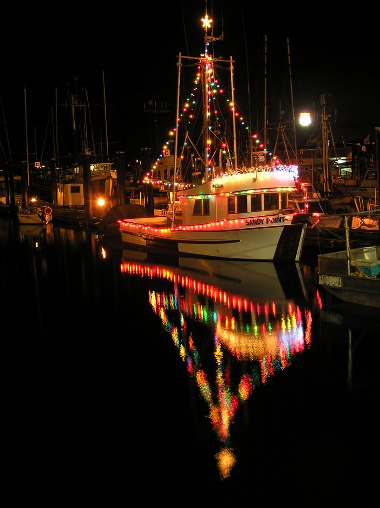 Decorated fishing boat in Nanaimo, Christmas 2006