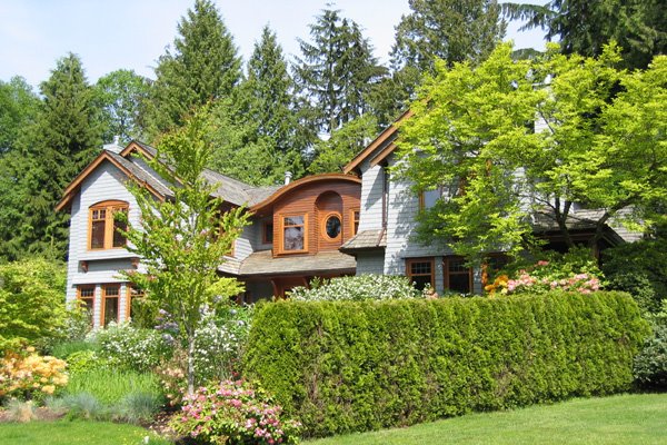 3380 Redfern Place