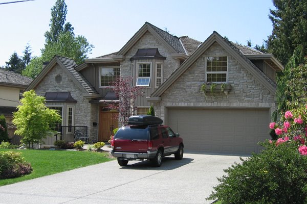 3169 Del Rio Drive
