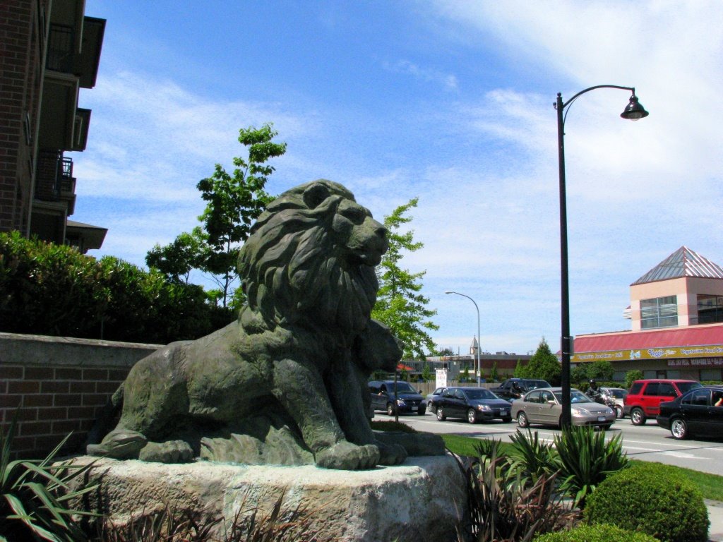 Lion Sculpture in Richmond