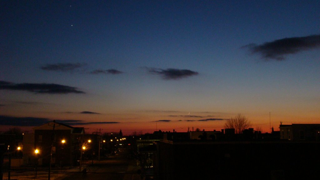 Coucher de soleil et croissant de lune (Jupiter(h),Vénus(b))