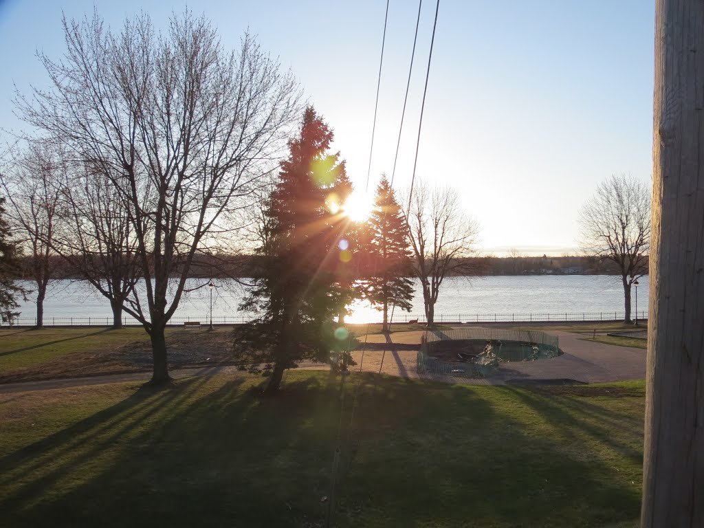 Au lever du soleil