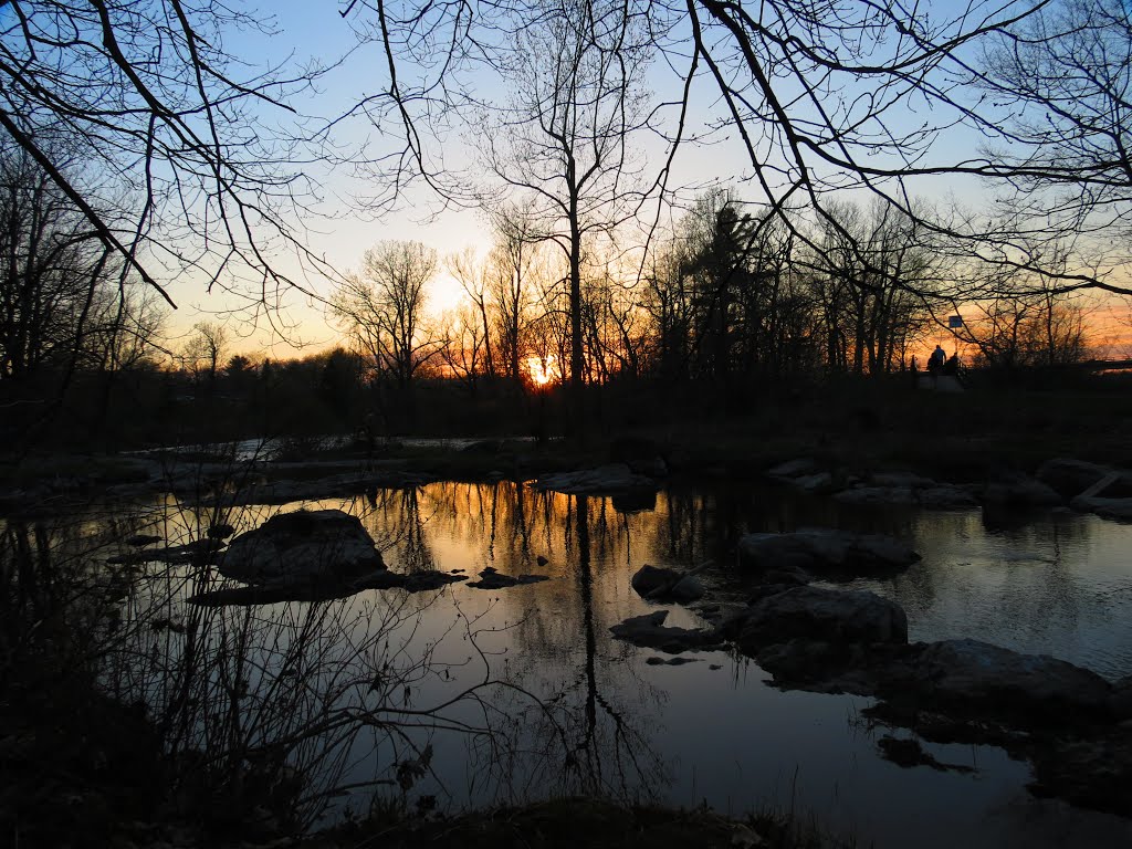 Sous le couché du soleil