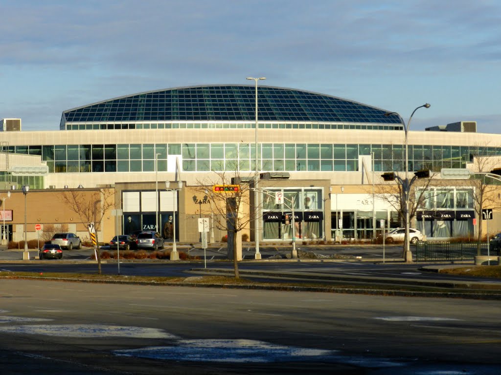 Carrefour Laval