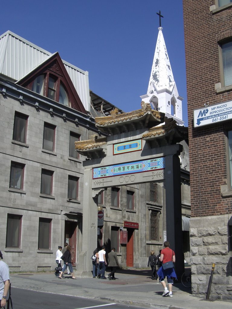 Quartier Chinois & Église de la Mission Catholique Chinoise, Montréal, Quebec