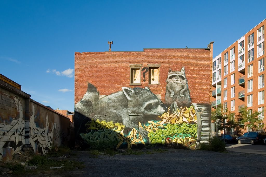 Mural; De La Gauchetiere Ouest, Downtown Montréal, Québec