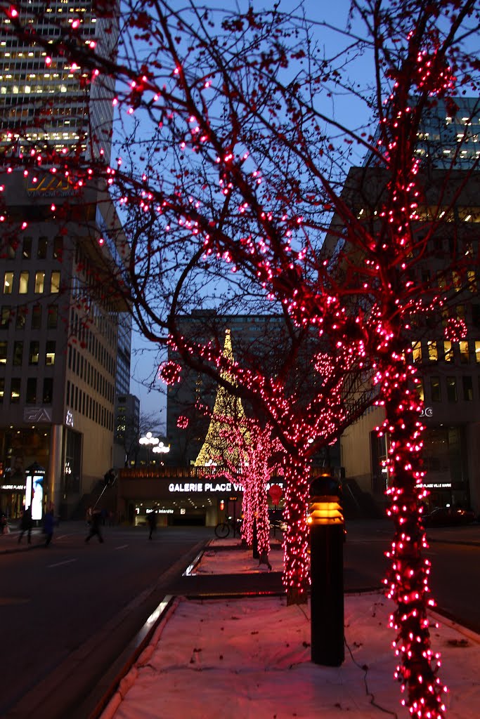 CENTRE VILLE DE MONTRÉAL 4 SEMAINES AVANT NOEL _  MONTREALS DOWNTOWN 4 WEEKS BEFORE CHRISTMAS