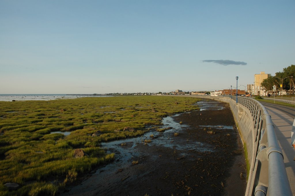 Promenade along Rimouski Littoral