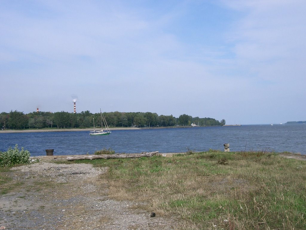 Confluent de la rivière St-Maurice et du Fleuve St-Laurent