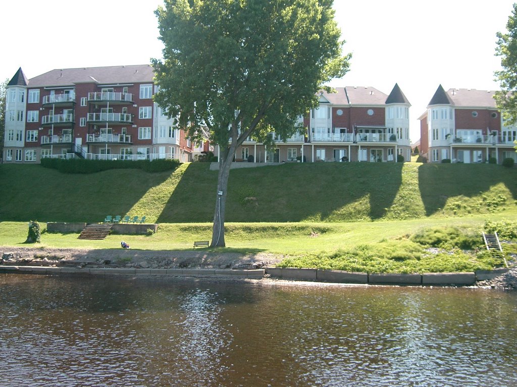 Le Radisson sur Rive