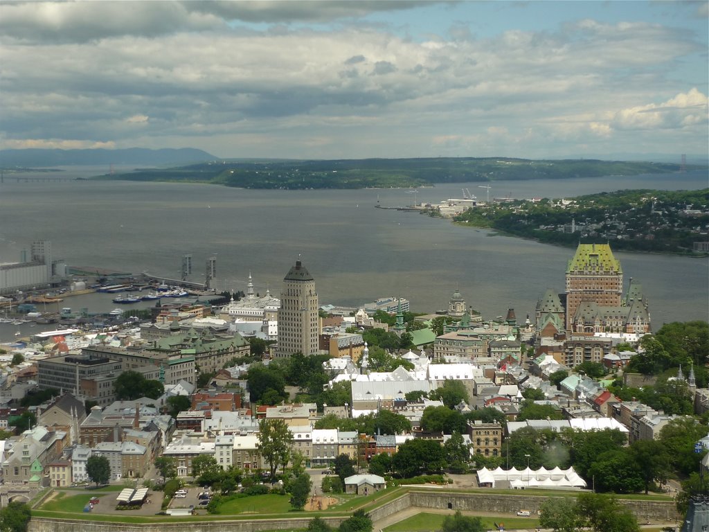 Château Frontenac, Édifice Price et Île dOrléans
