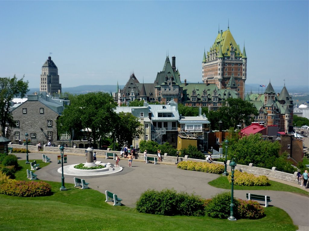 Château Frontenac et Édifice Price