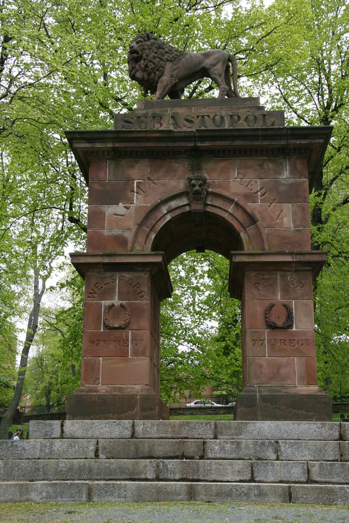 memorial arch