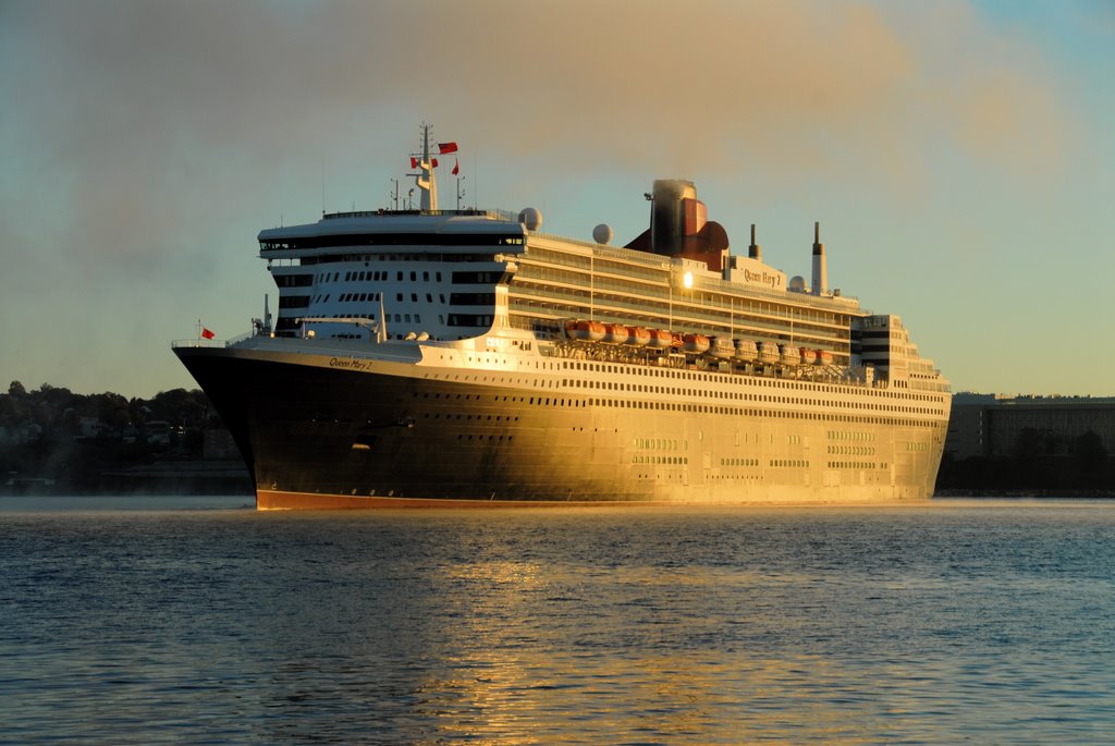 Queen Mary 2 Halifax NS