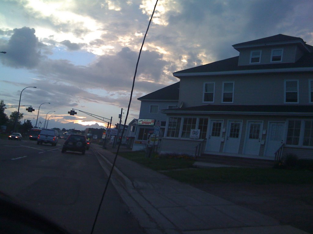Mountain Rd and High St