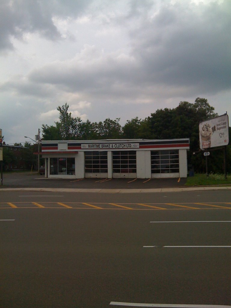 Maritime Break and Clutch ltd., Main St, Moncton, NB, Canada