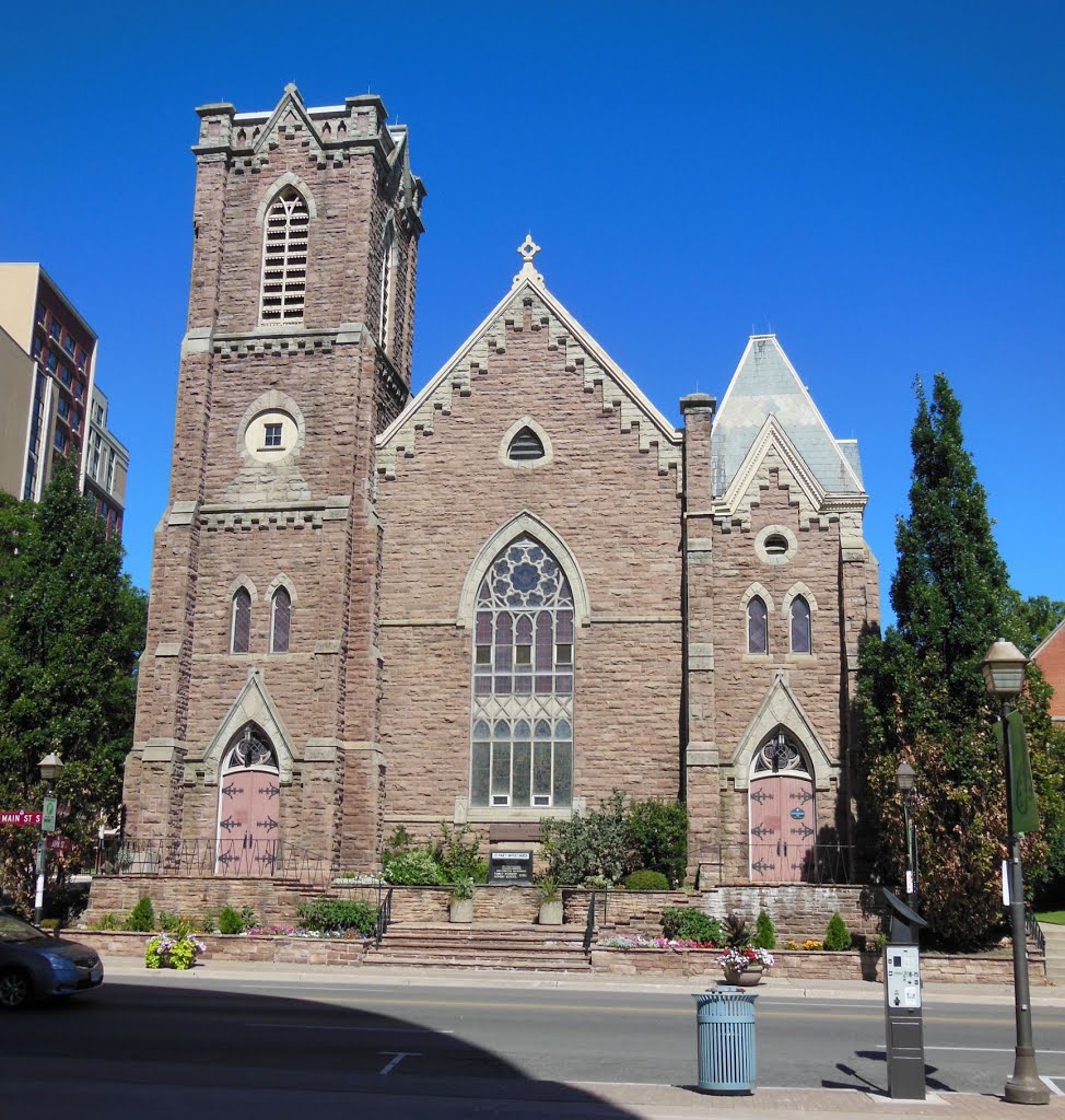 St. Pauls United Church (Brampton, ON)
