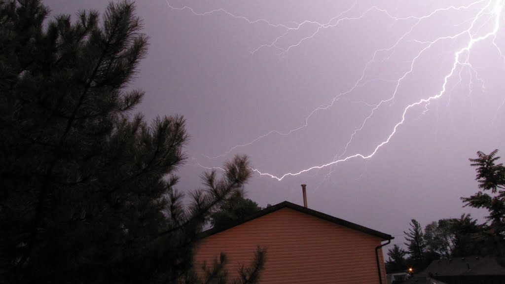 Light show over Brantford 2011