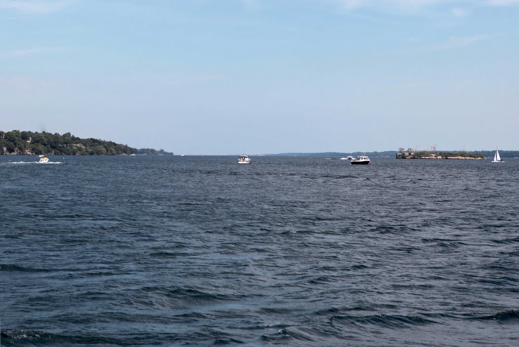 St. Lawrence River meets Horizon