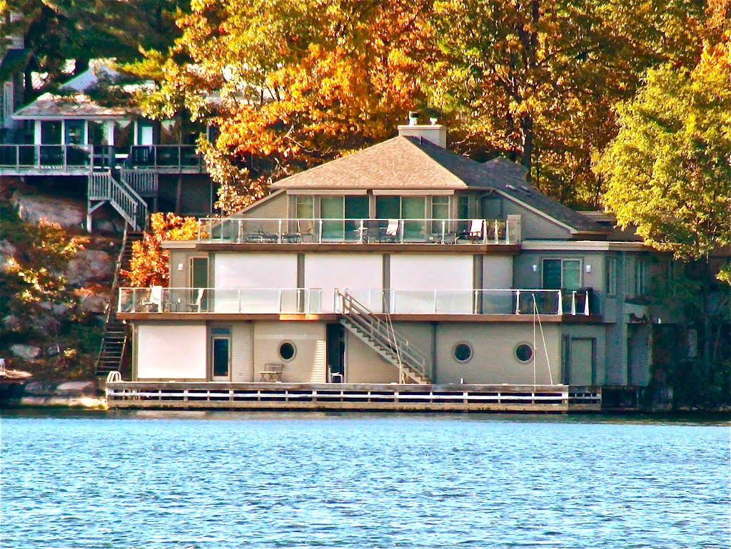 Boathouse Residence