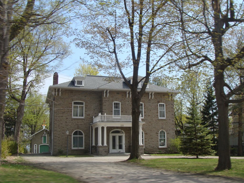 Old stone house near Brockville