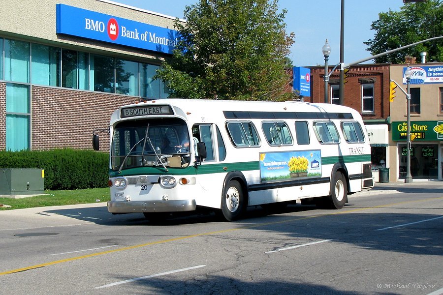Woodstock bus 20