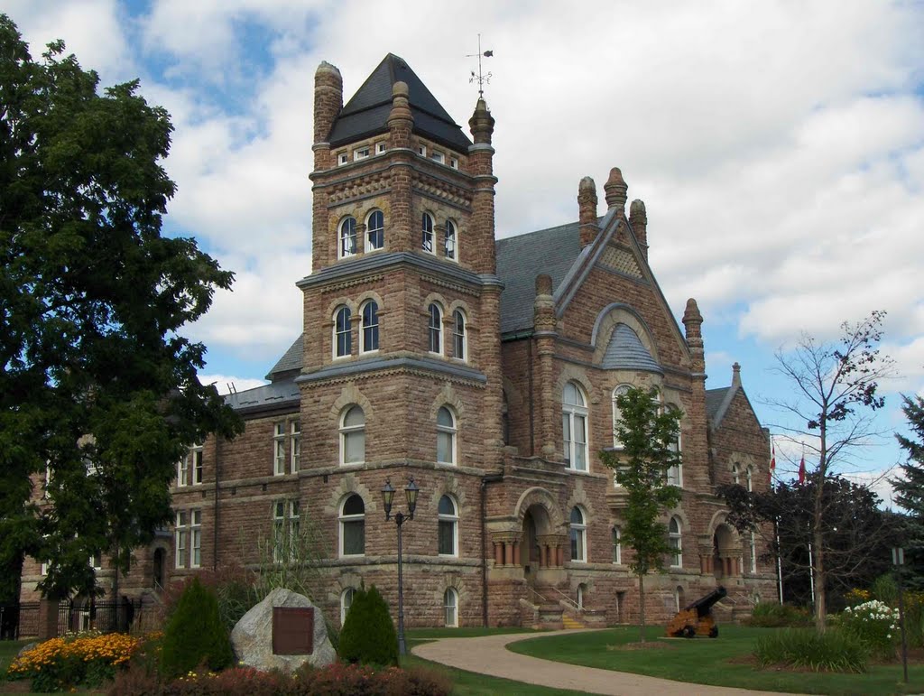Oxford County Courthouse, GLCT