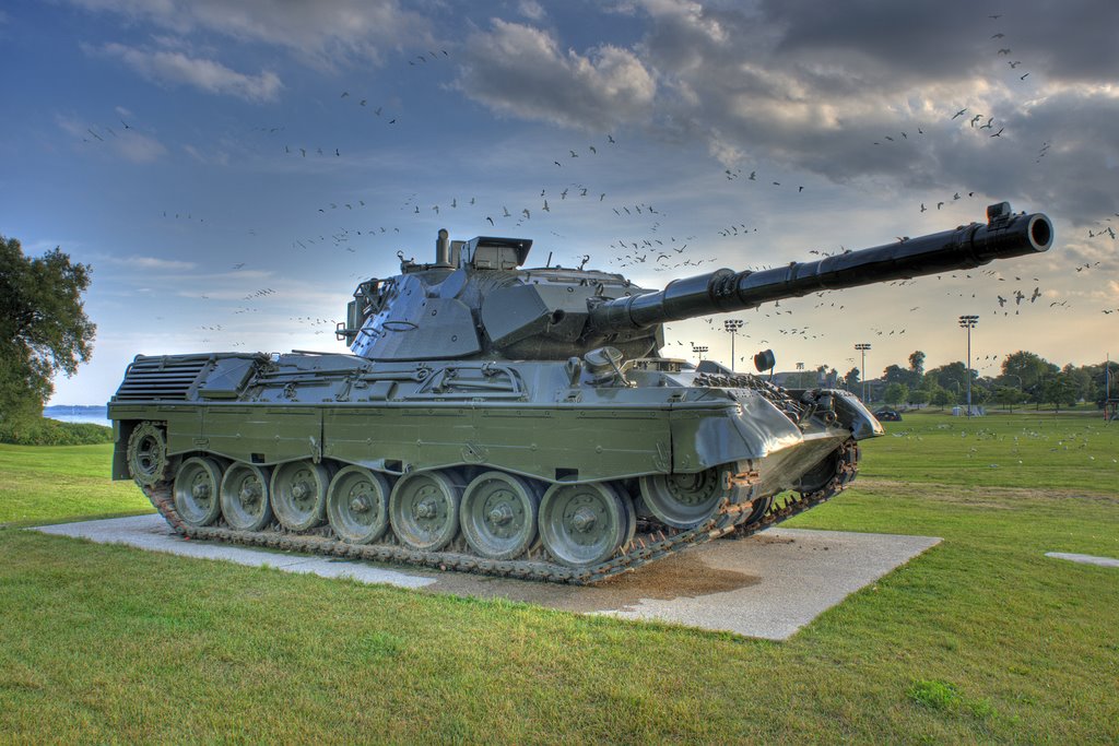 Leopard Tank Kingston