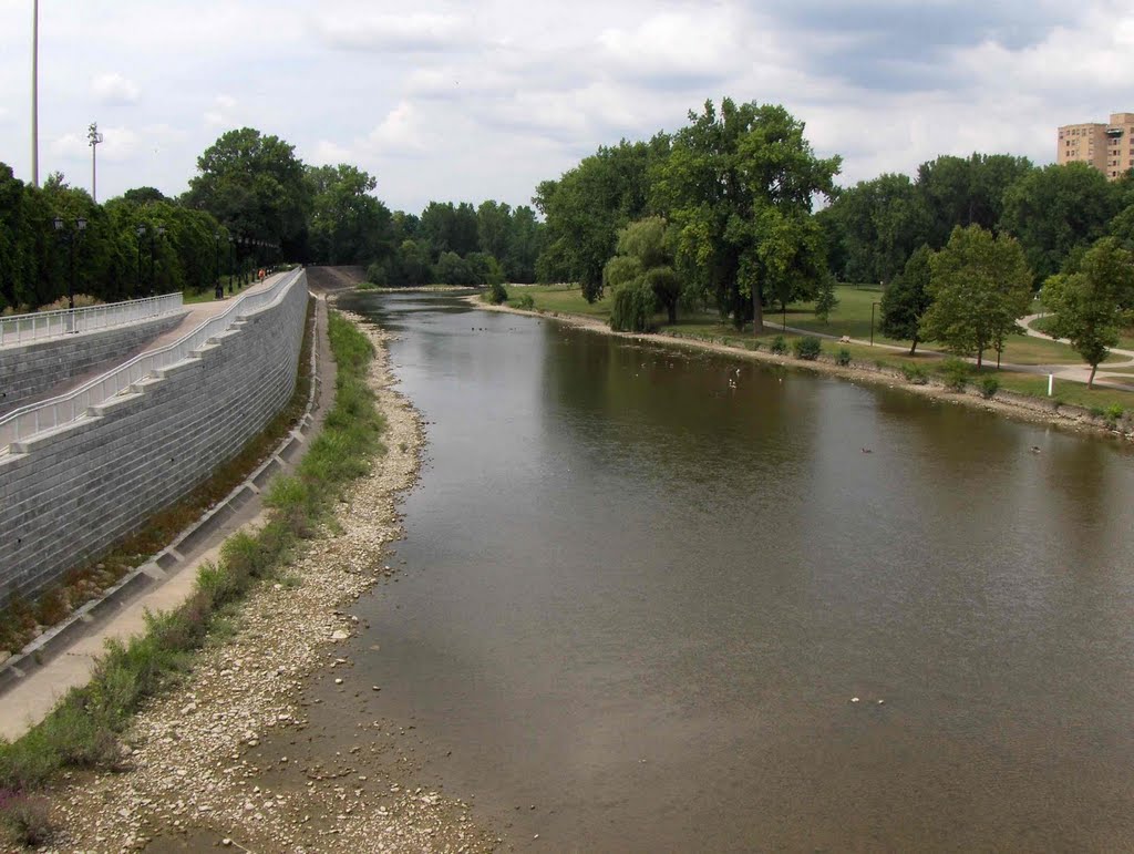 Thames River, GLCT