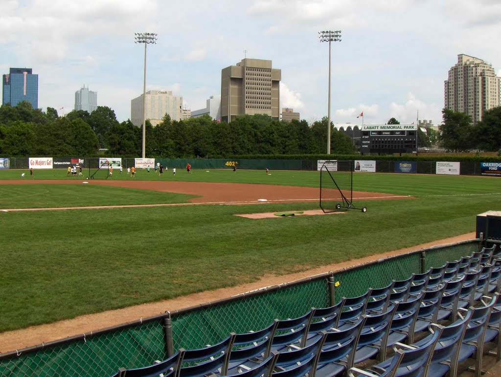 Labatt Memorial Park, GLCT