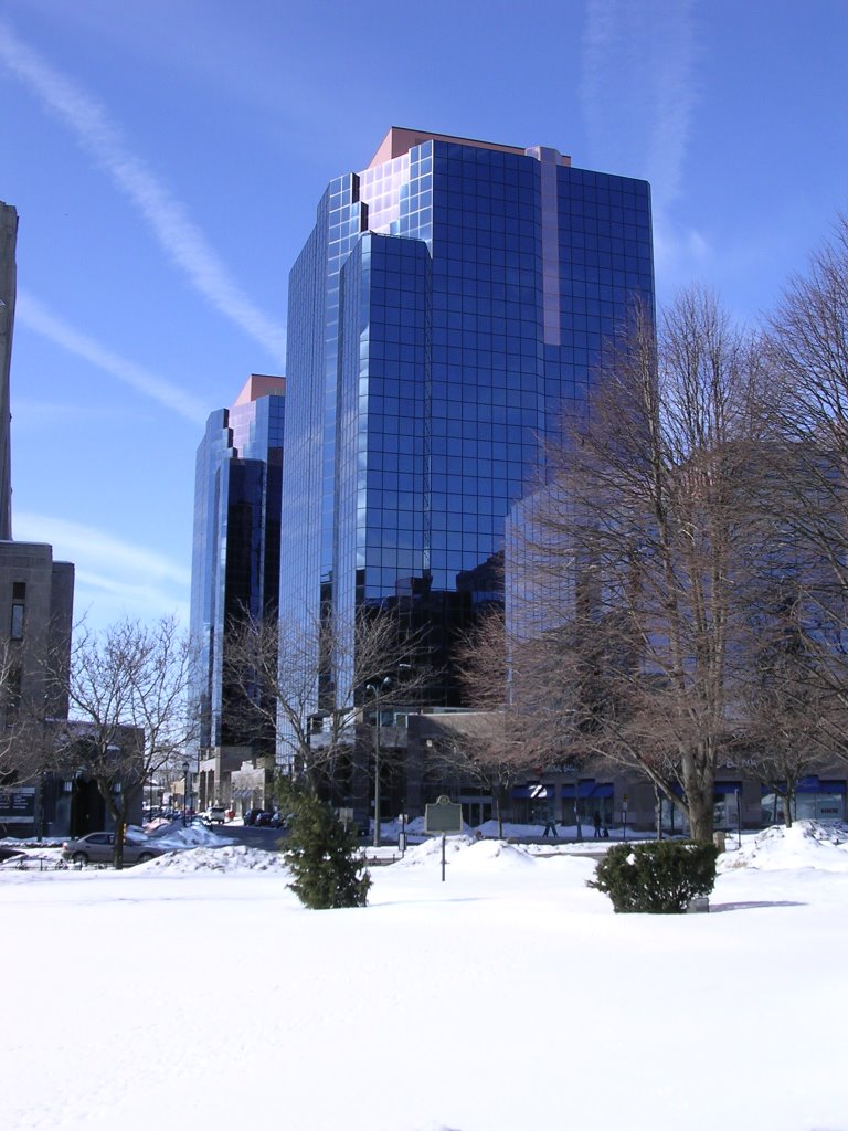 Building in Downtown London 2004