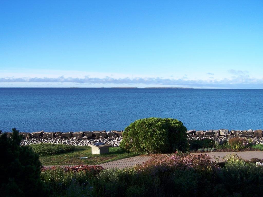 Lake Nipissing, Oct. 2007