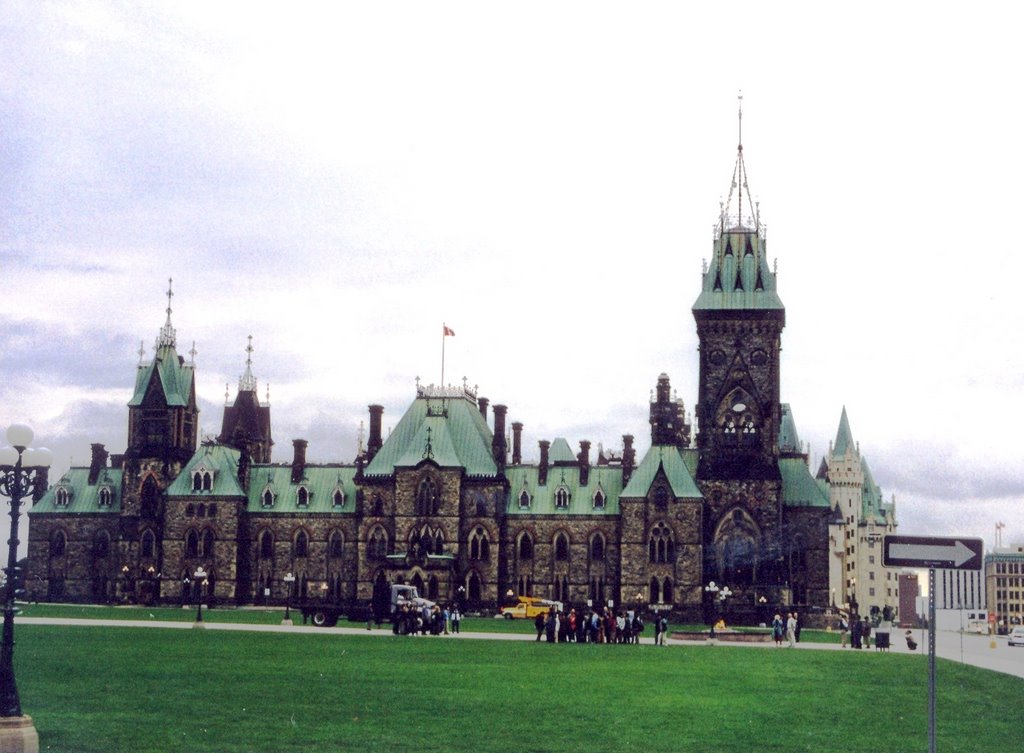 CANADIAN PARLIAMENT