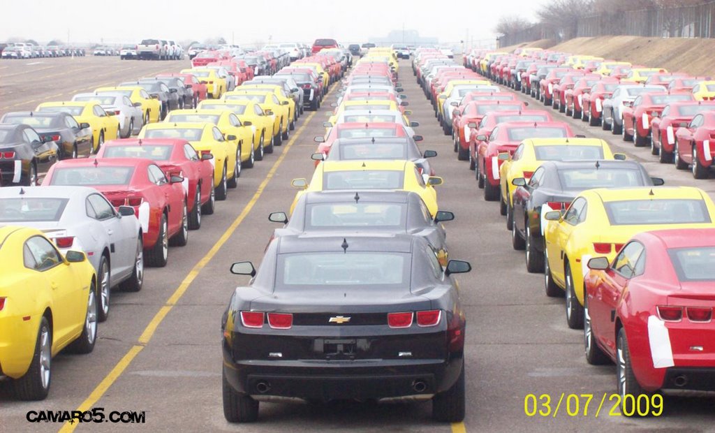 2010 Camaro @ the Oshawa Plant spotted by Elvisuperman (Camaro5.com member)