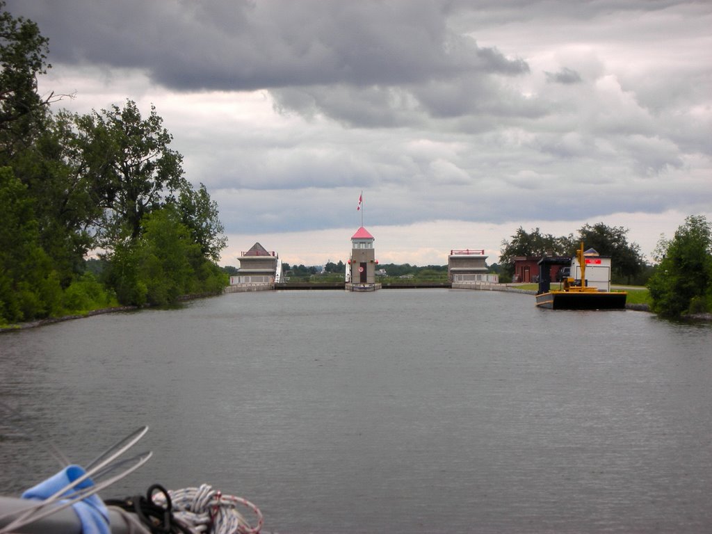 Approaching Peterborough lift lock