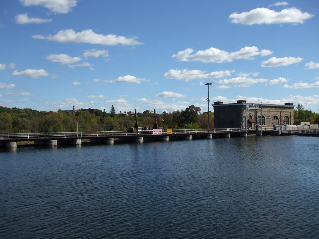Otonabee River Dam, Peterborough, ON