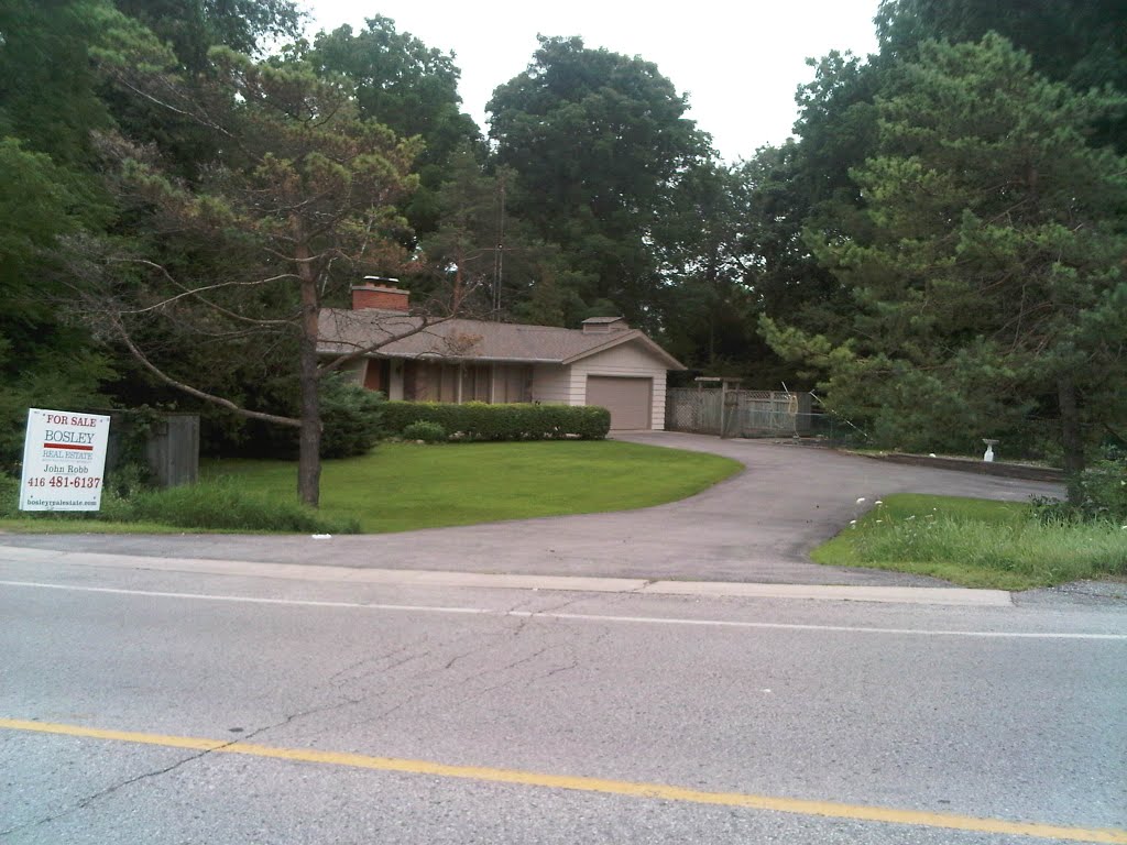 OLD Friends house