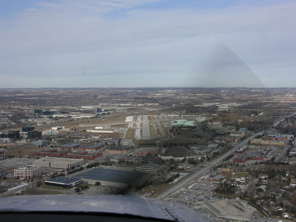 090114 Final Approach to CYKZ Runway 33
