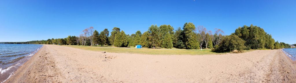 Windy Lake Provincial Park, Levack, ON.  N to S panoramic view from Beach #4- Sept 20, 09