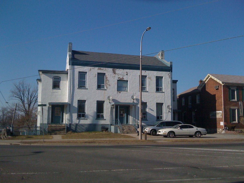 Building on Church Street St Catharines