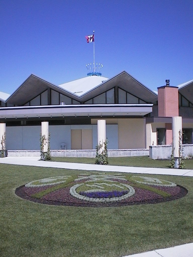 Festival Theatre/Playbill garden