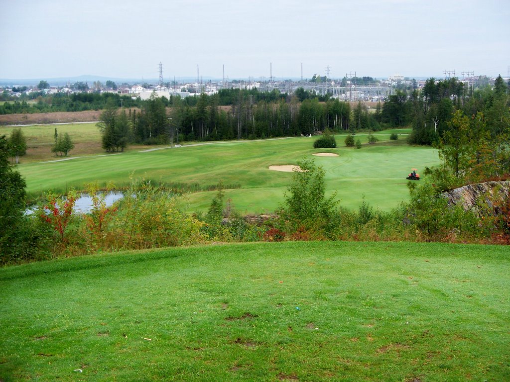 Hollinger Golf #18
