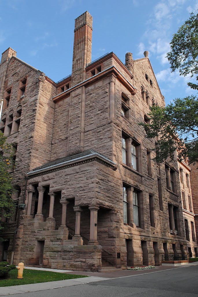 Richardsonian Romanesque style...