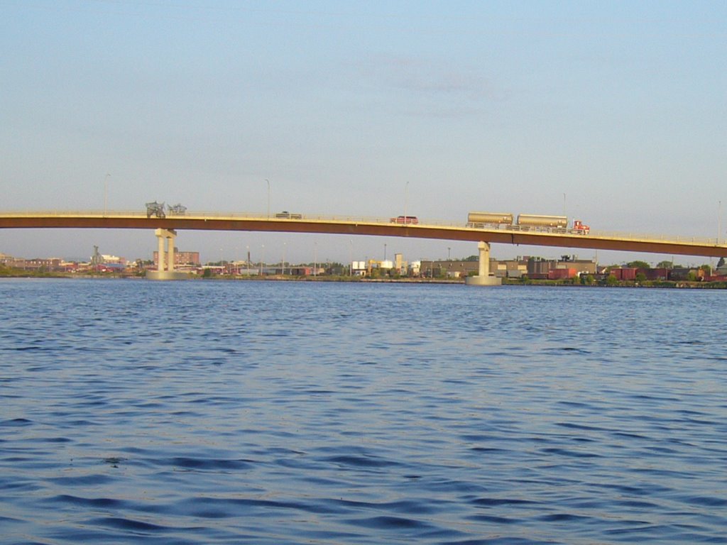 Bridge to Mckellar Island