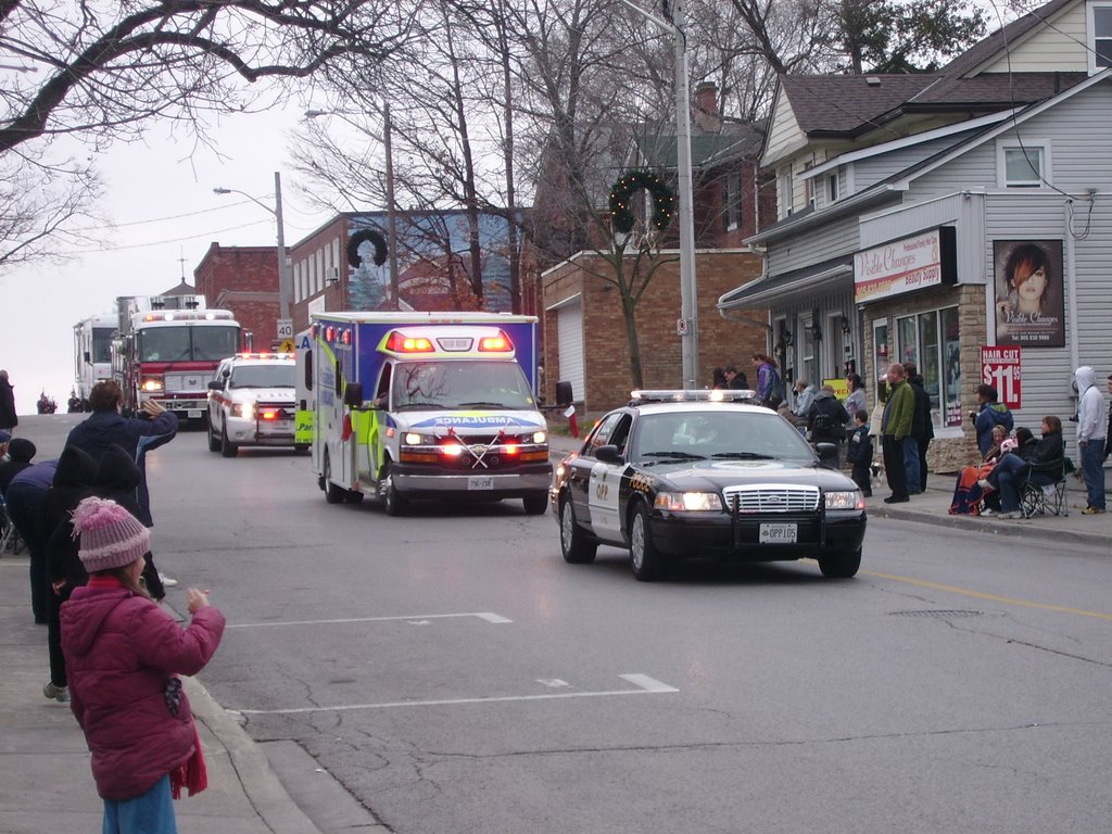 2009 Santa Claus Parade on Main St. S.
