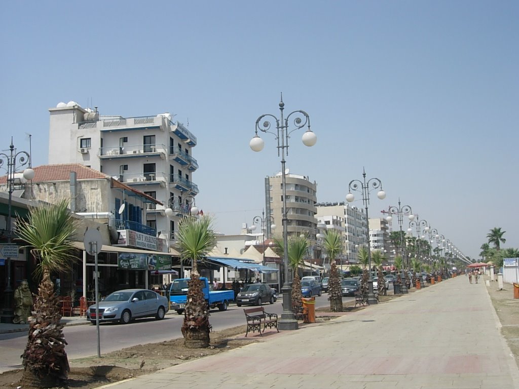 Athinon Avenue, Larnaca