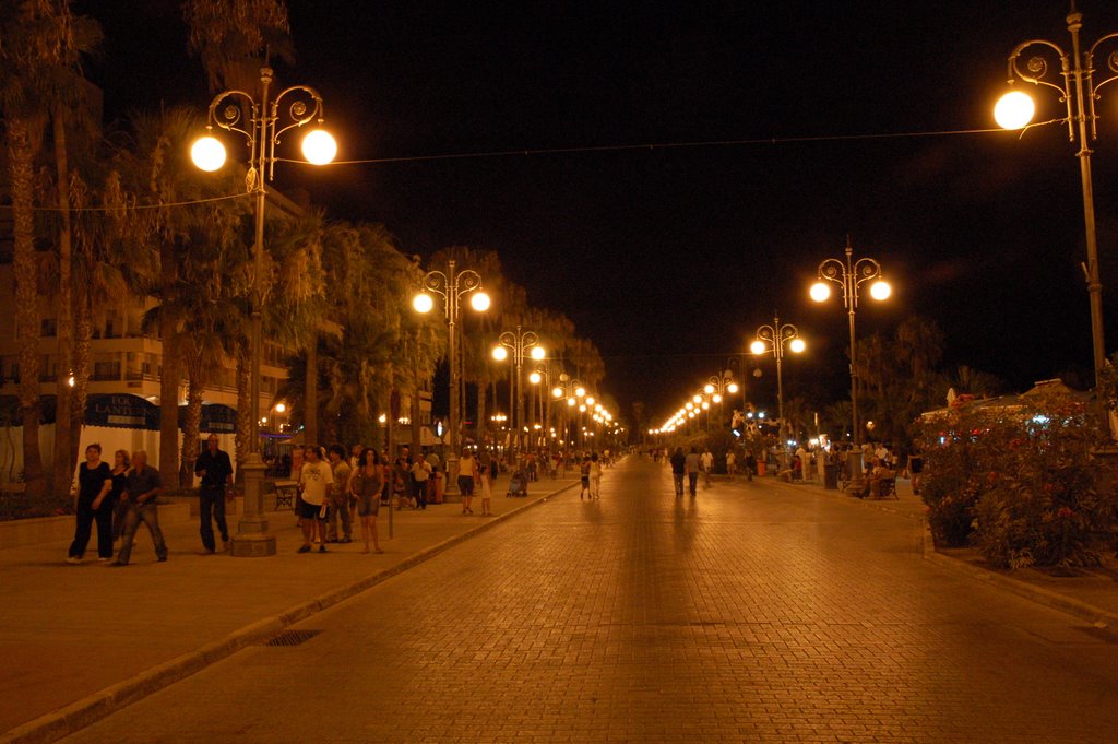 Foinikoudes at night -  Larnaka - Cyprus - by MάΝoS