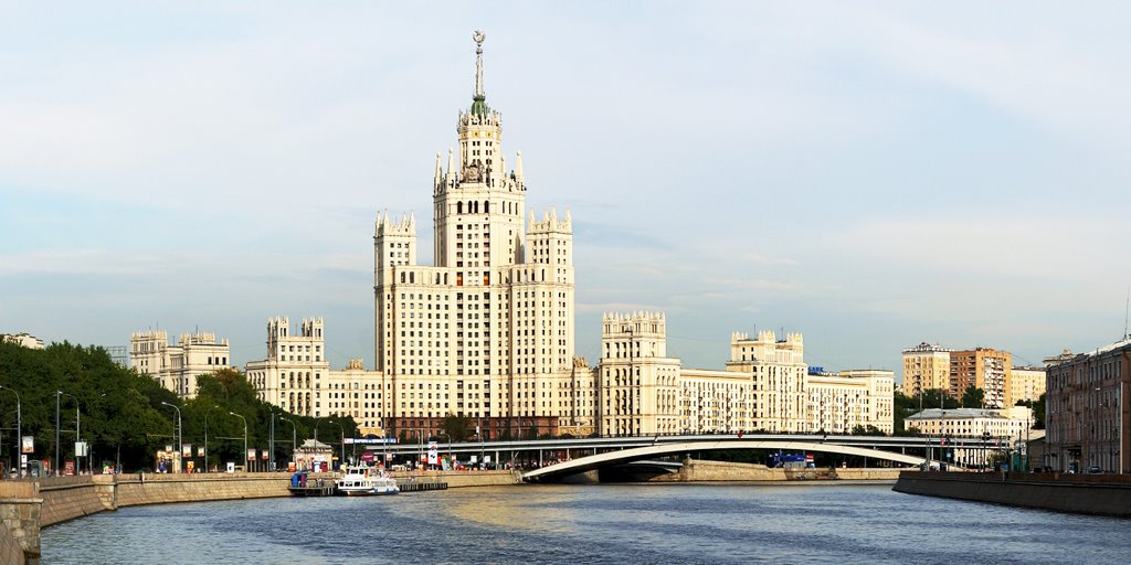 Stalins skyscraper - Высотка на Котельнической