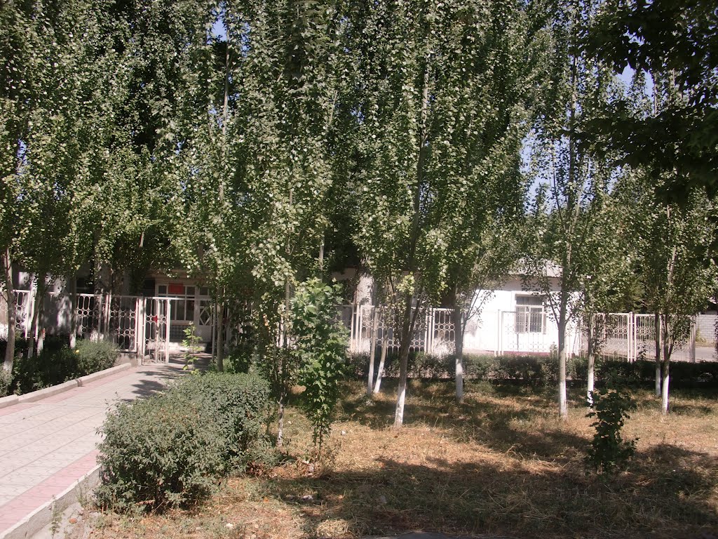 Старая почта, теперь военкомат.
